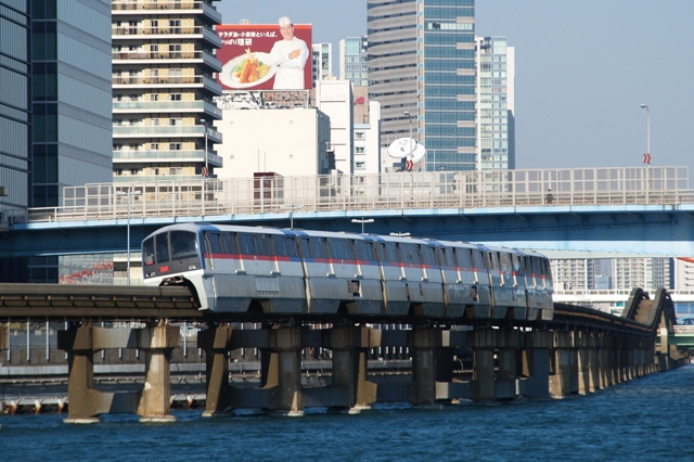 東京モノレール2000形
